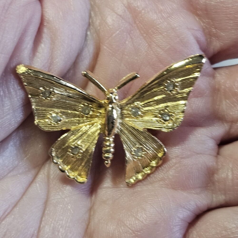 Gerry's Vintage Gold Tone Butterfly With Rhinestones Brooch